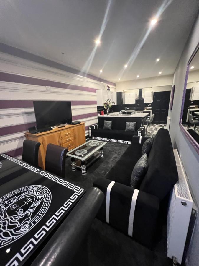 Boutique Blackpool 2 Bed Grey Apartment Sleeps 10 Екстер'єр фото